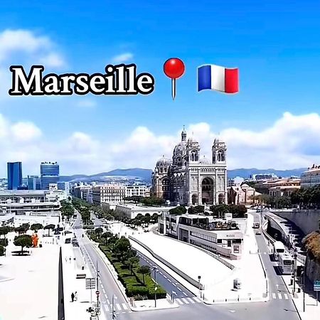 Appartement Atypique Cosy Entre Terre & Mer Marseille Bagian luar foto