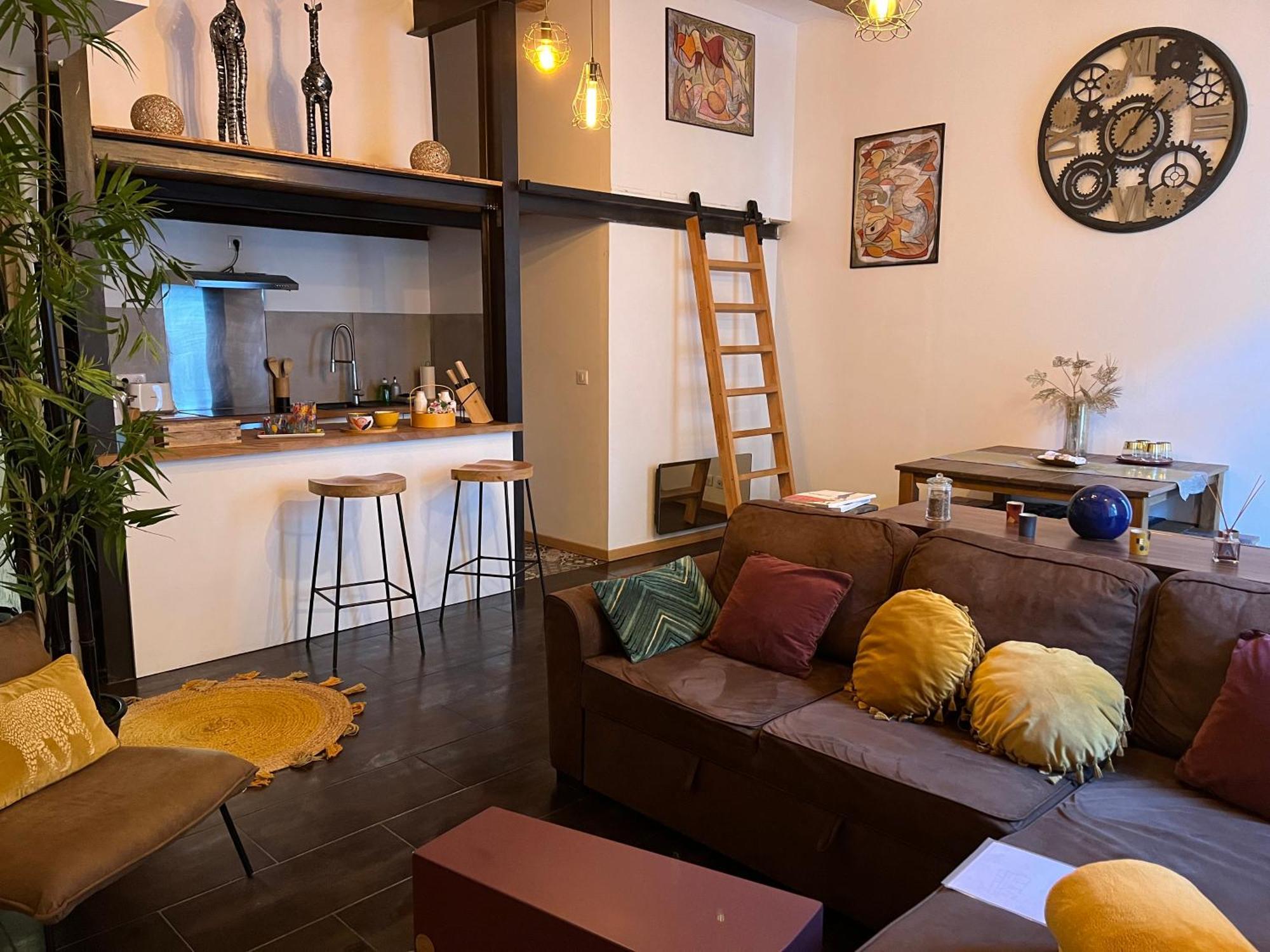 Appartement Atypique Cosy Entre Terre & Mer Marseille Bagian luar foto